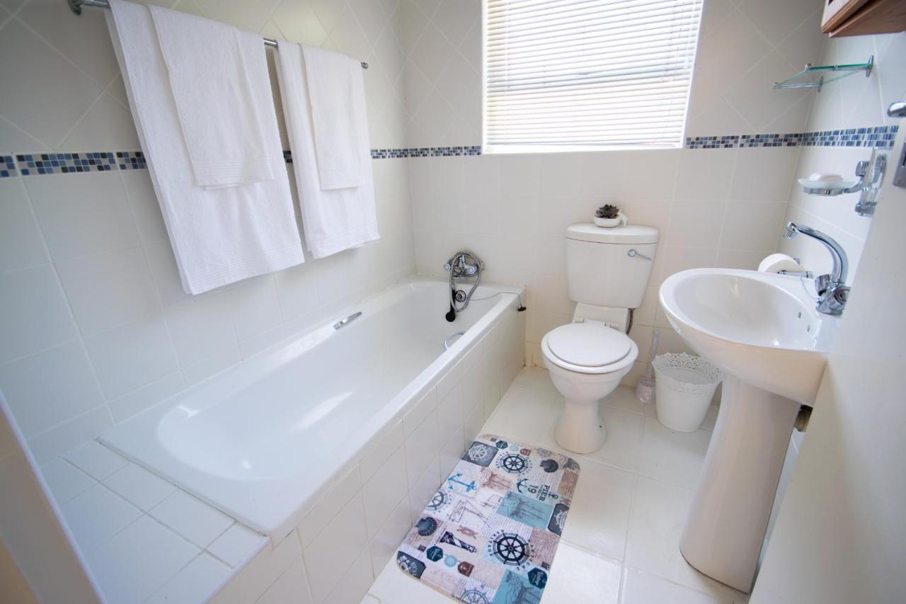 Appartement Leisure By The Sea à Kleinmond Extérieur photo